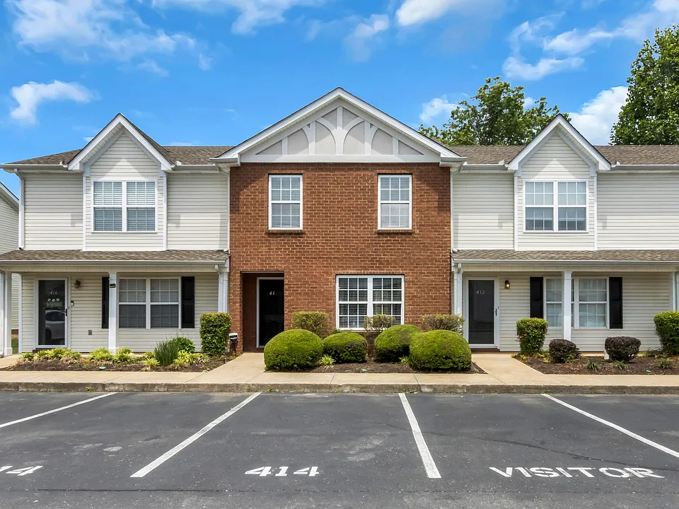 414 Arapaho Dr