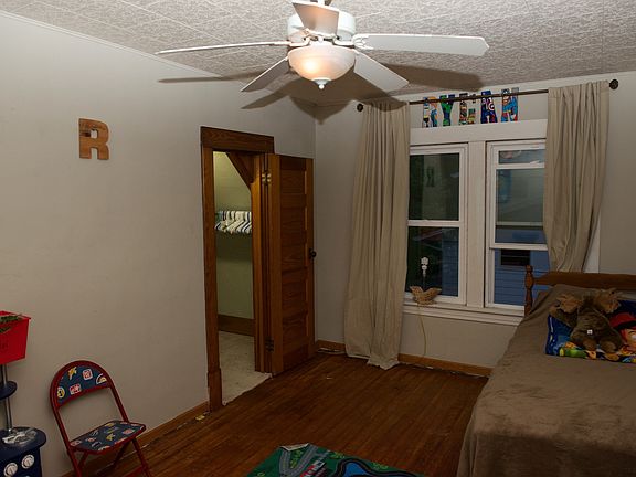 4th image of 400 1st St S