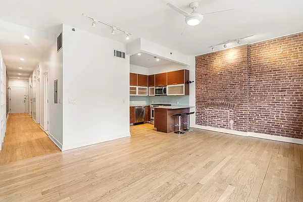 Rented by Compass | media 4