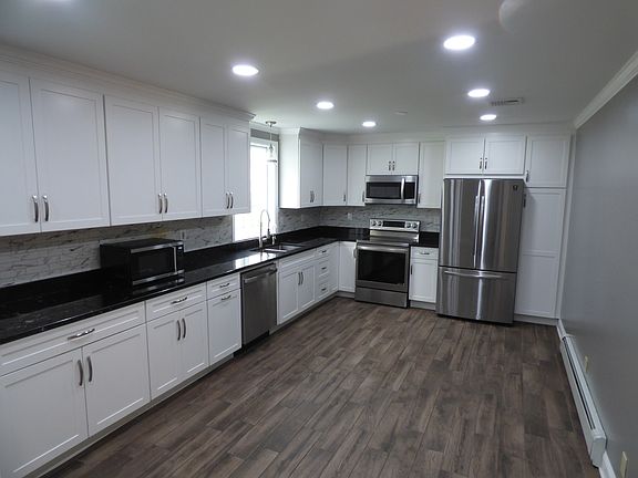 4th image of 7 Ridge Ln