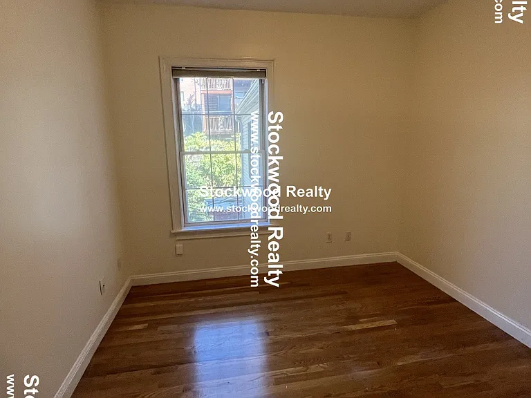16 Gates St #2 — Photo 6