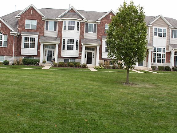 2nd image of 2538 Dunraven Ave