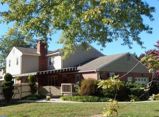 2602 Woodview Dr, Wilmington, DE 19808