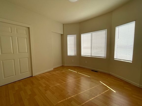 5th image of 628 E 22nd St