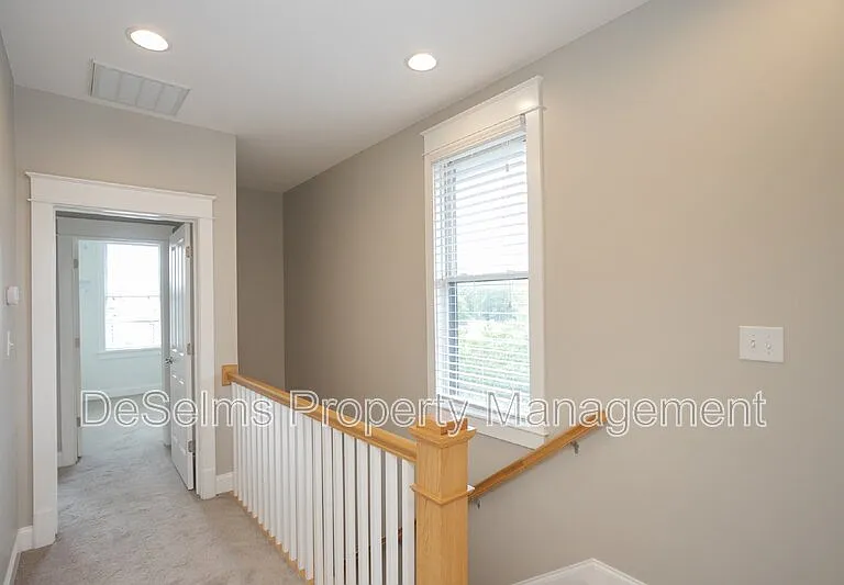 3866 Somers Ln — Photo 26