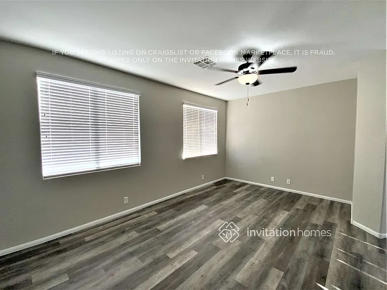5509 Flora Spray St — Photo 15