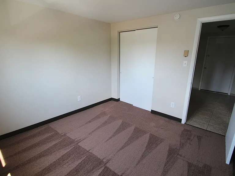 2-Bedroom (Unit 8)