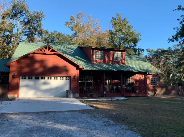 775 McDaniels Fishcamp Rd, Freeport, FL 32439