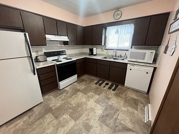 3rd image of 7880 French Dr