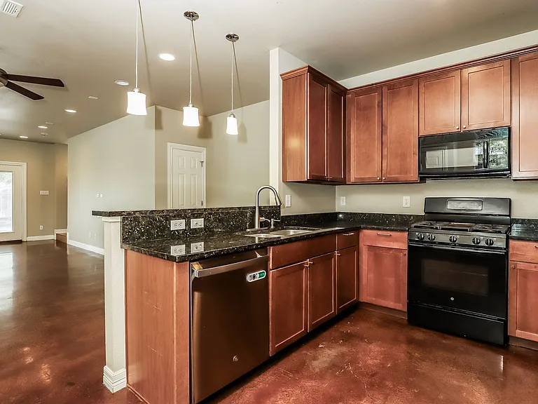 1701 Sanchez St #A — Photo 7