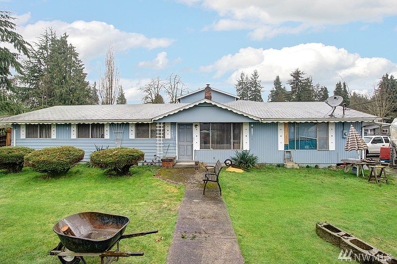 1st image of 11602 78th Ave E