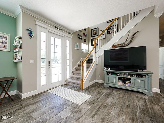 3rd image of 6183 Secret Lake Dr