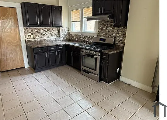11429 S Forrestville Ave #2 — Photo 8