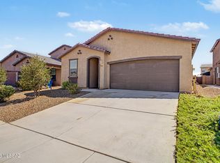 7803 S Sugarbend Dr, Tucson, AZ 85757