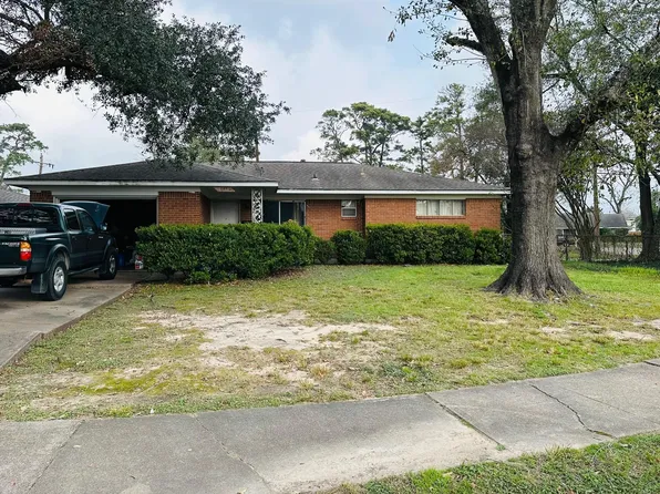 4018 Gardendale Dr, Houston, TX 77092