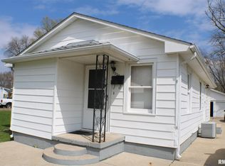 3224 S Spring St, Springfield, IL 62703