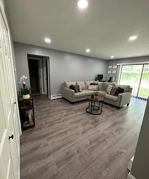 18 River Rd #D — Photo 1