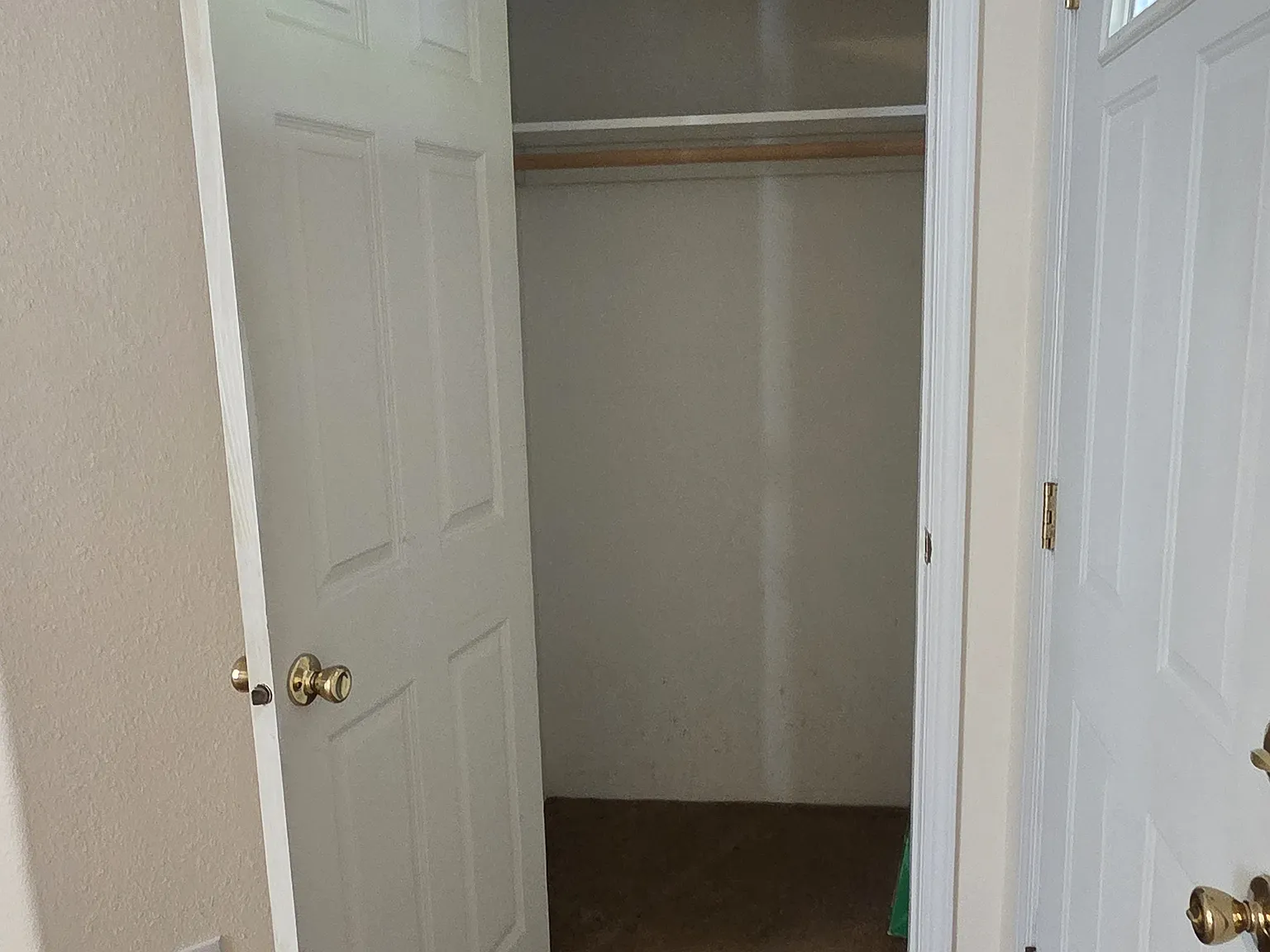 3 bed, 2.5 bath, 1240 sqft, $1,650 — Photo 4