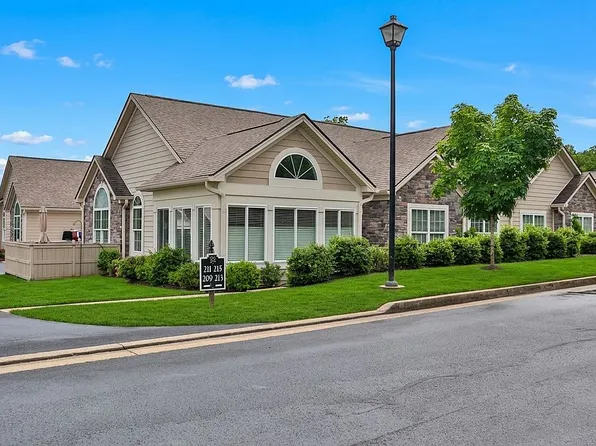 213 Charles Pl, Wilmore, KY 40390