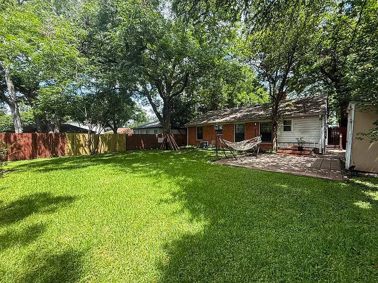 3766 Park Ln — Photo 22