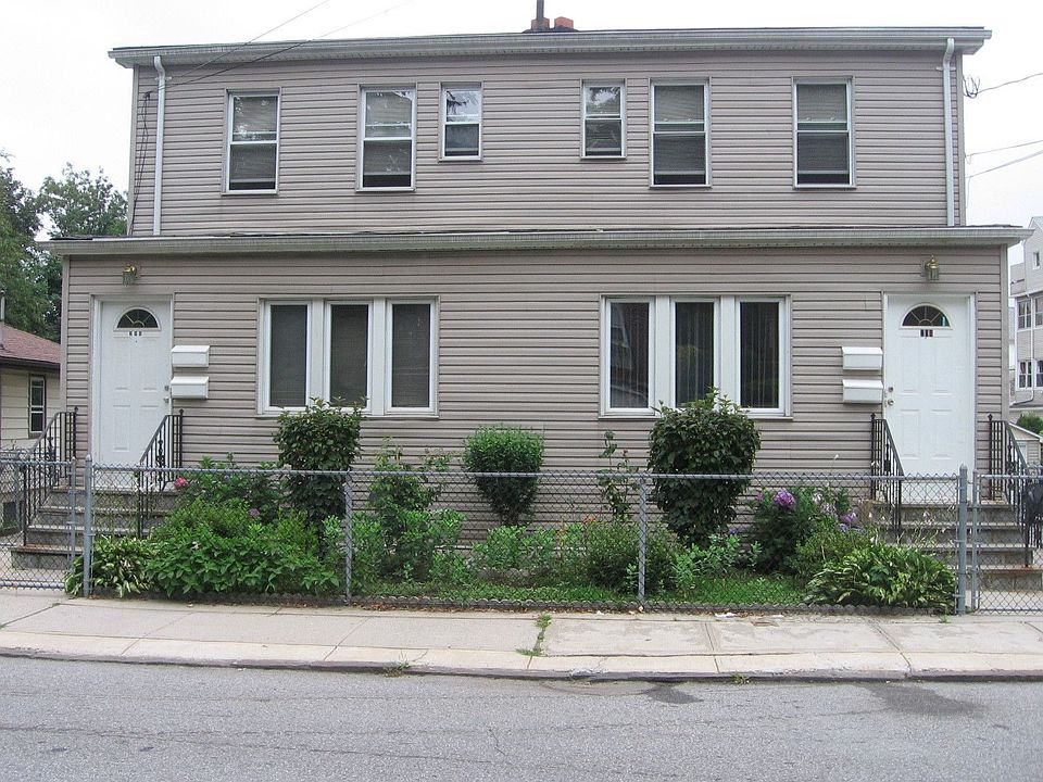 1st image of 206 Trenchard St