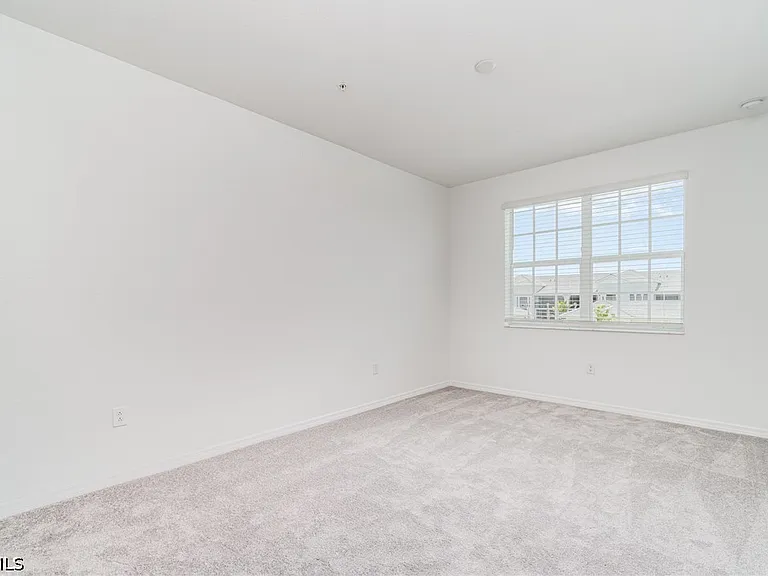 15194 Bluffton Ln #1421 — Photo 11