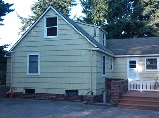 1627 SW 168th St, Seattle, WA 98166