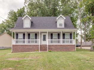 1515 Joanne Cir, Lewisburg, TN 37091