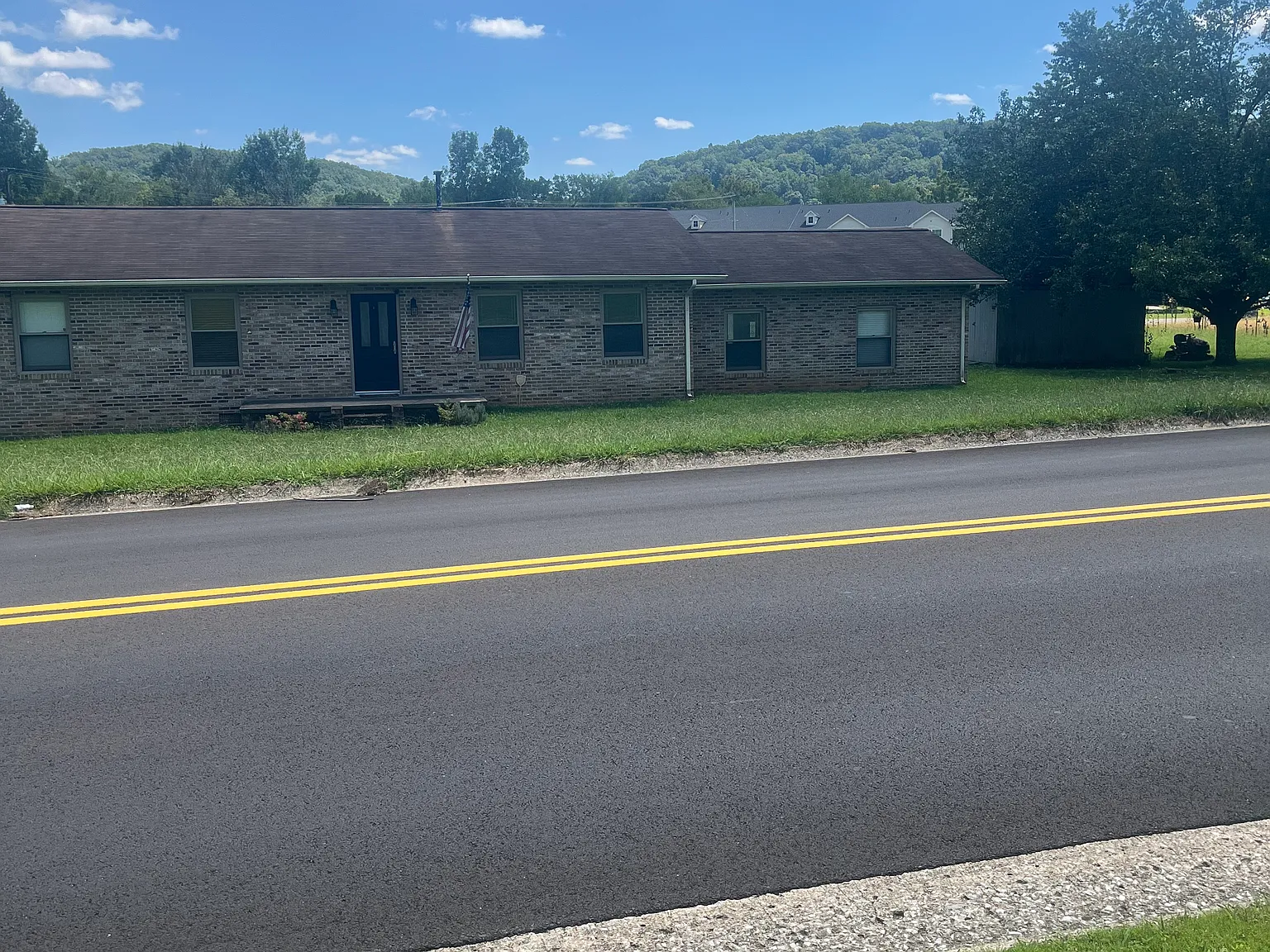4 bed, 1875 sqft, $2,200 — Photo 1