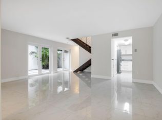 3056 Shipping Ave #2, Miami, FL 33133