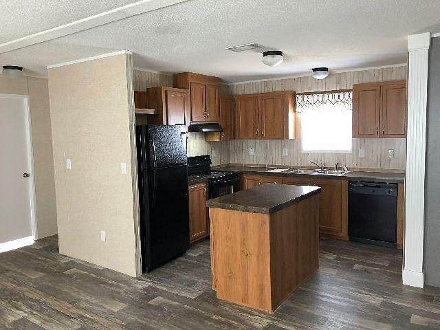 2nd image of 6601 Stardust Ln