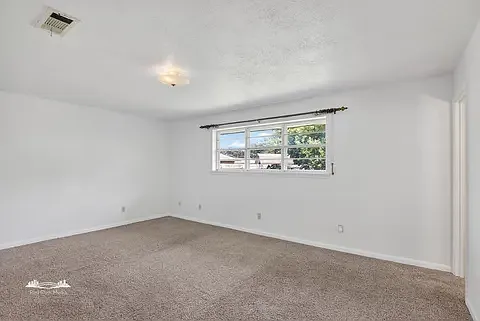 2313 Wesley Cir — Photo 10