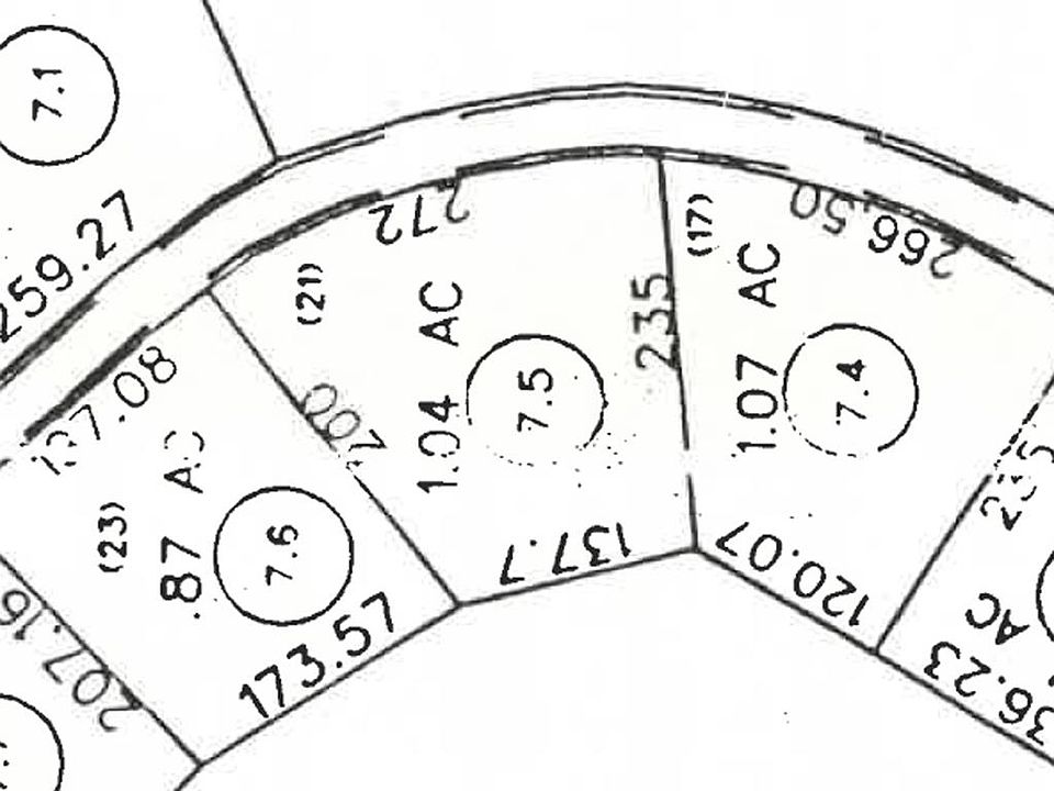 1st image of 555 Club Cir