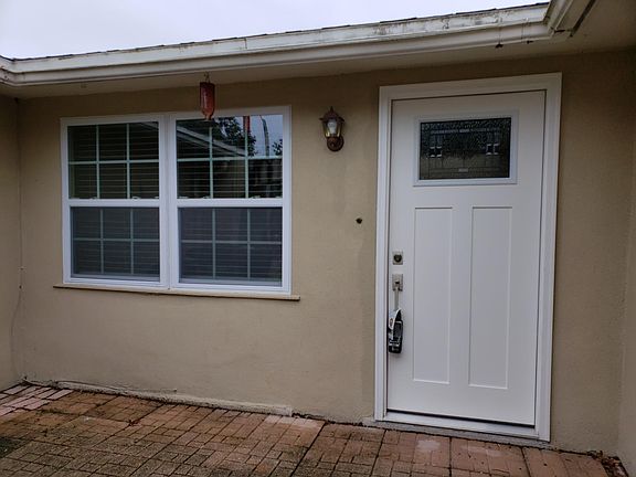 2nd image of 120 Coral Dr