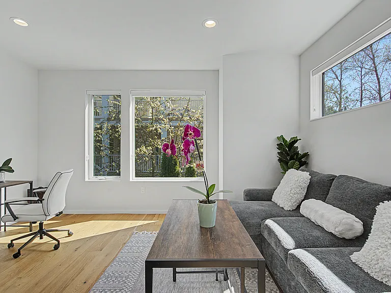 17342 Bothell Way NE #A — Photo 3