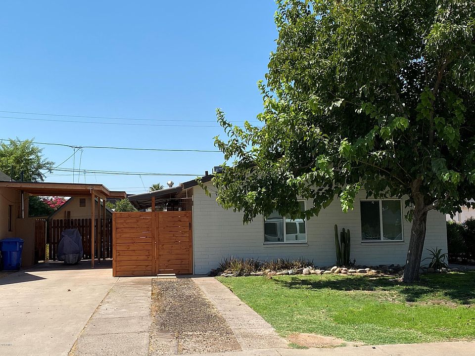 1st image of 807 E Amelia Ave