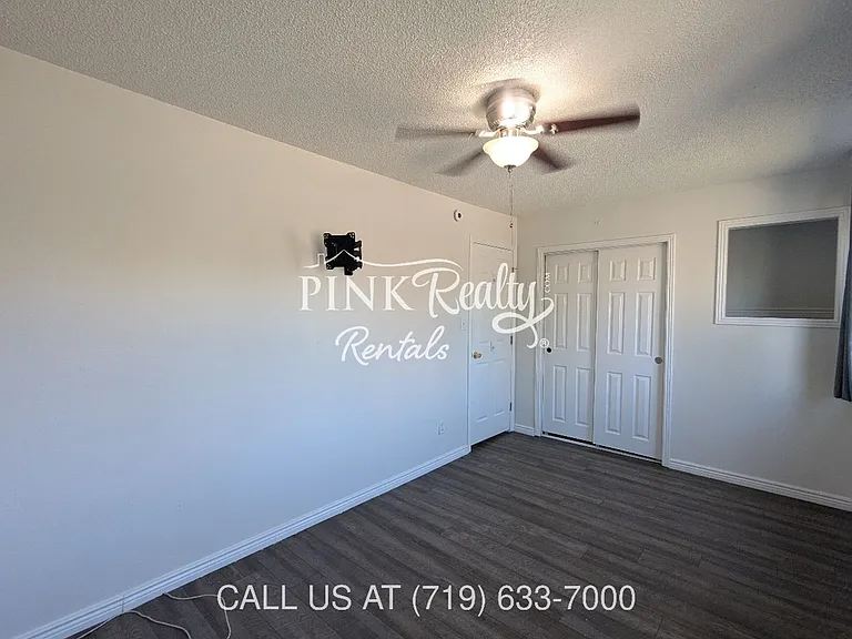 4026 Shelley Ave — Photo 8