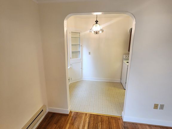 3rd image of 2317 10th Ave E APT 106