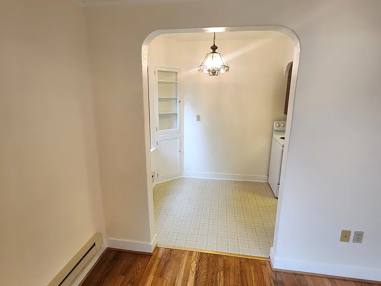 2317 10th Ave E #106 — Photo 3