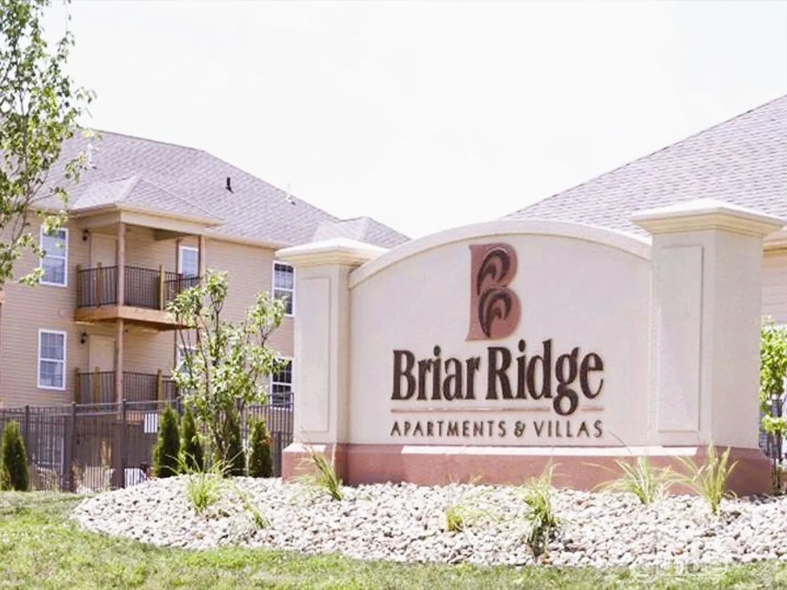 Briar Ridge Apartments — Photo 1