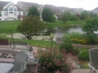 2040 Broadsmore Dr, Algonquin, IL 60102