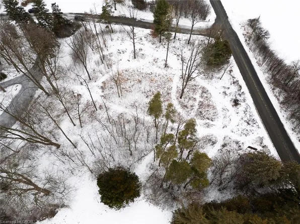 1 Kraftwood Pl, Woolwich, ON N2J 4G8