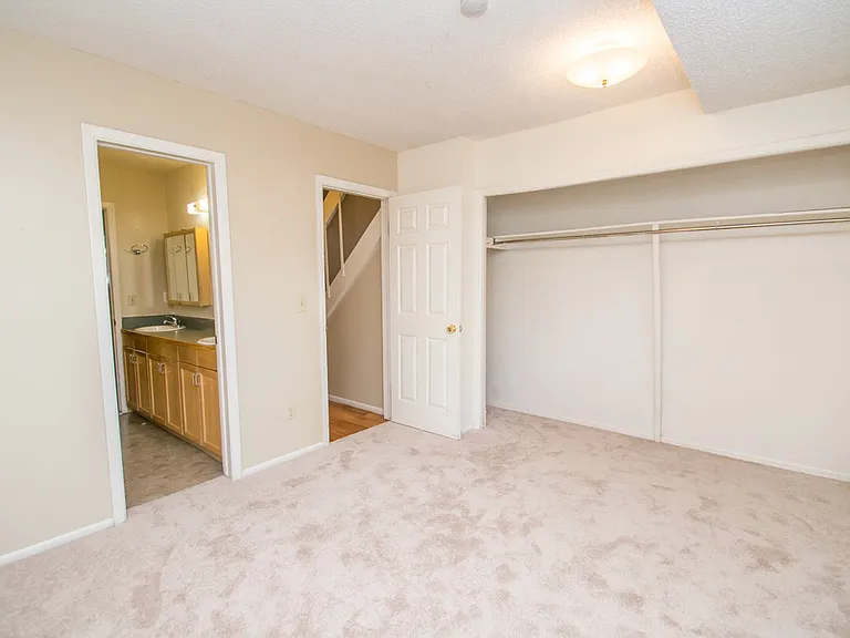 1200 College Ave #125 — Photo 5