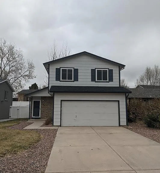 4585 Hennings Dr — Photo 13