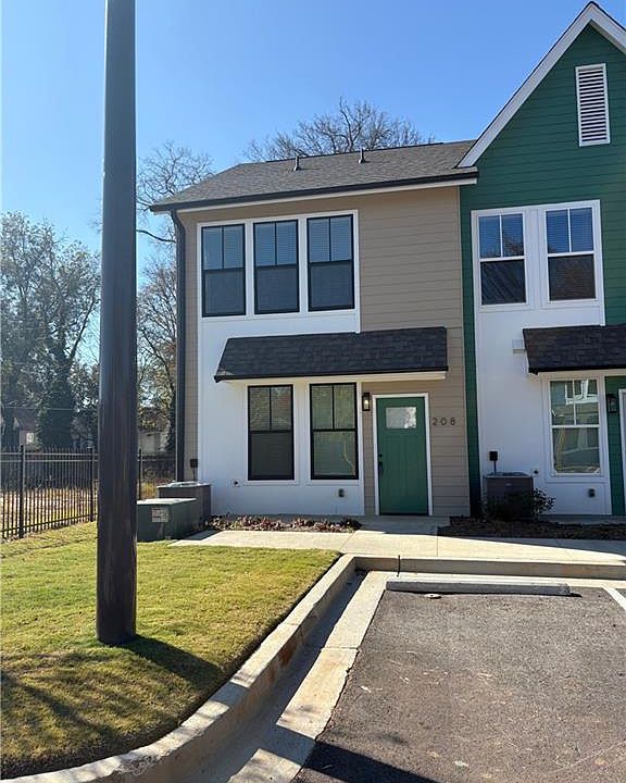 1st image of 1095 Tucker Ave #208