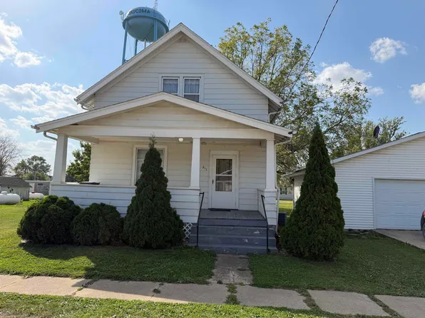 211 1st Ave NW, Waucoma, IA 52171