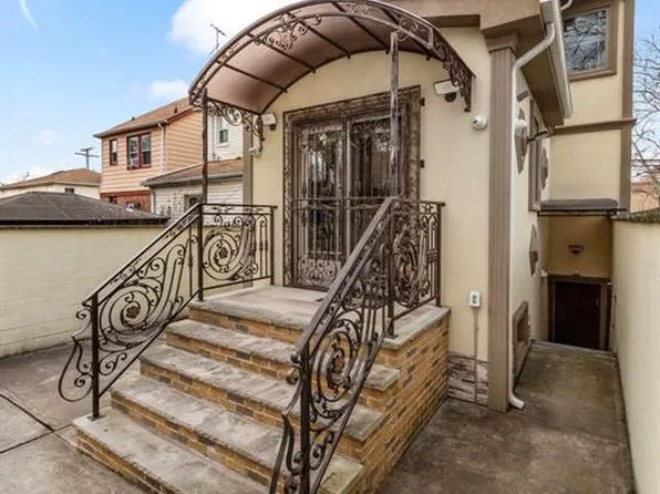 158-18 77th Avenue image 23 of 27