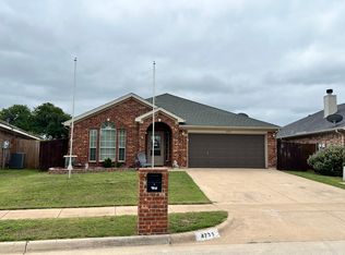 4733 Topaz Ln, Granbury, TX 76049