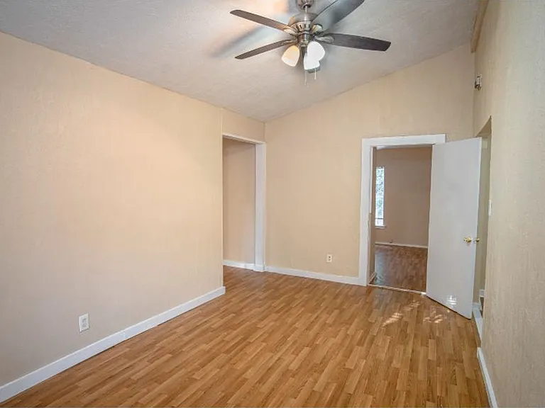 1435 Gibbs — Photo 8