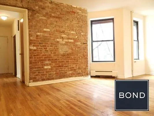 Rented by Bond New York | media 29